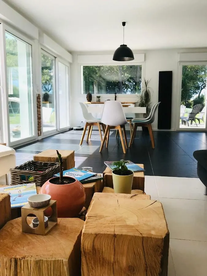 Residence Des Trois Pins Plomeur Holiday home